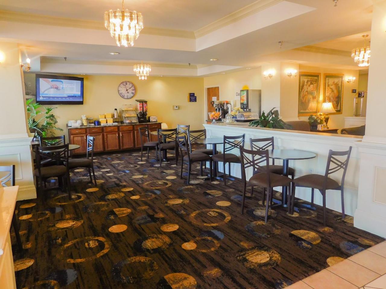 Days Inn & Suites By Wyndham Pocahontas Exteriér fotografie