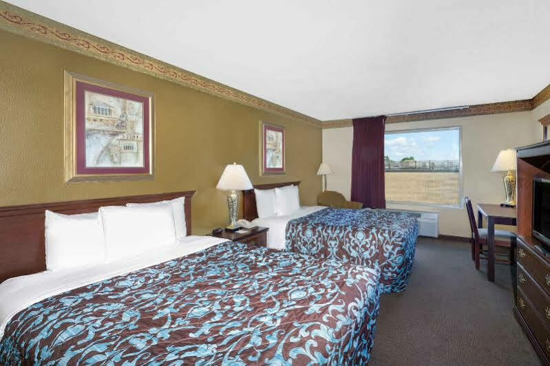 Days Inn & Suites By Wyndham Pocahontas Exteriér fotografie